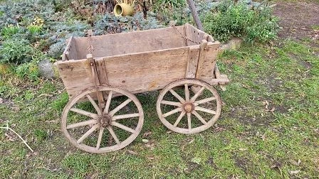 alter Bollerwagen