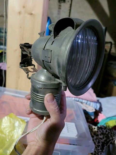 Uralte  Karbid Lampe