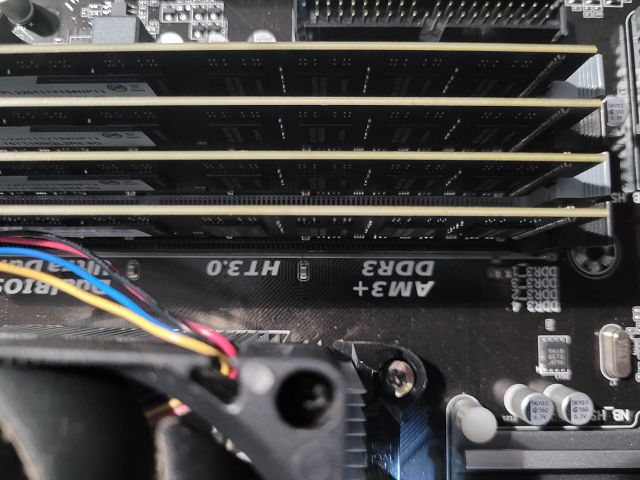 Gigabyte Mainboard