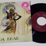 Amanda Lear