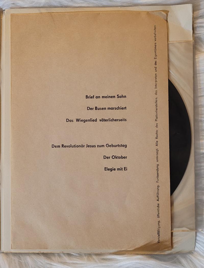Erich Kestner liest