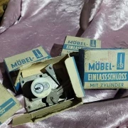DDR Möbel Einlaßschloß mit kleinem Sicherheitszylinder