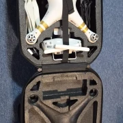 DJI Phantom 4 Komplettset inkl. Rucksack, Fernsteuerung & 3 Akkus