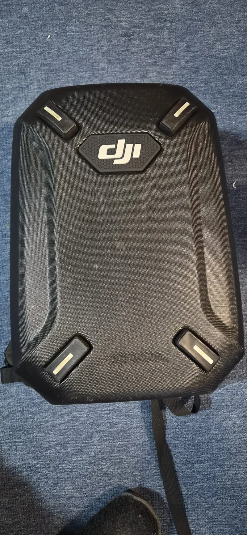 DJI Phantom 4 Komplettset inkl. Rucksack, Fernsteuerung & 3 Akkus