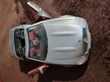 Mercedes-Benz SLK 230